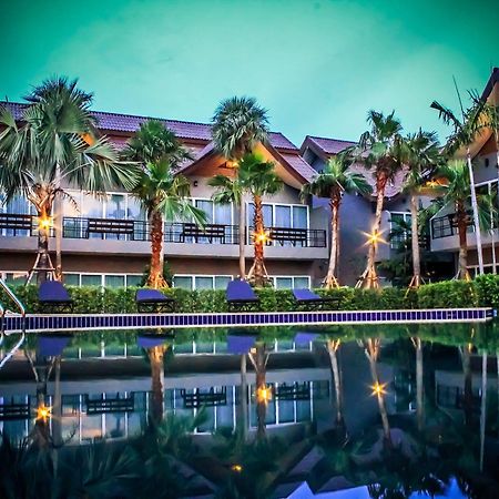 Taman Resort Phitsanulok Exterior foto