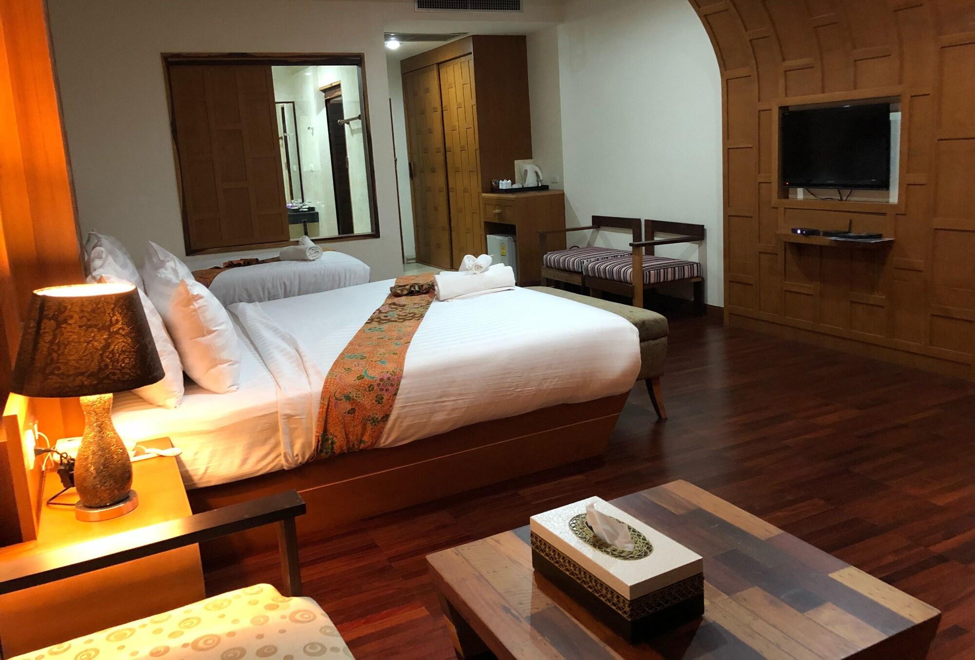 Taman Resort Phitsanulok Exterior foto