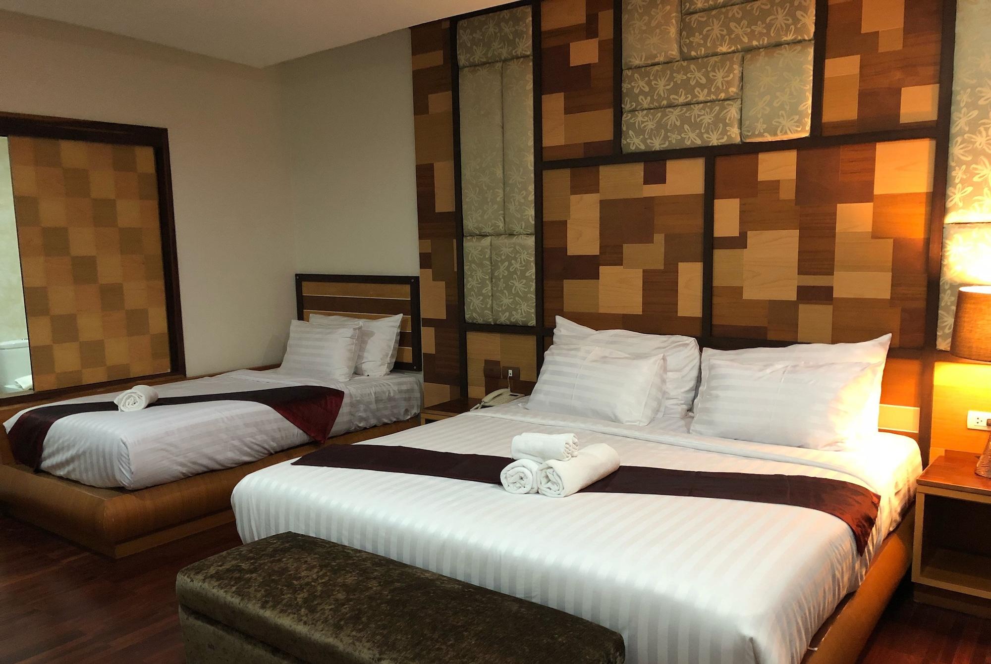 Taman Resort Phitsanulok Exterior foto