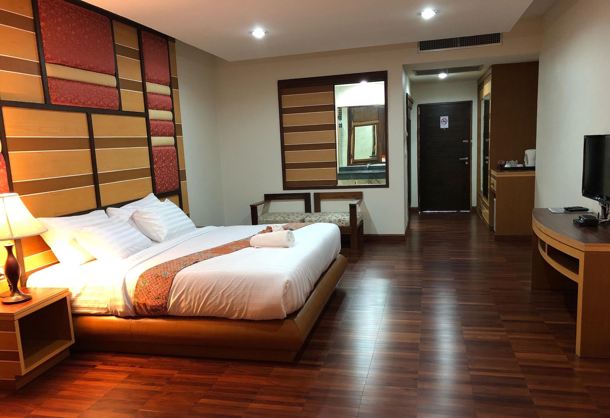 Taman Resort Phitsanulok Exterior foto