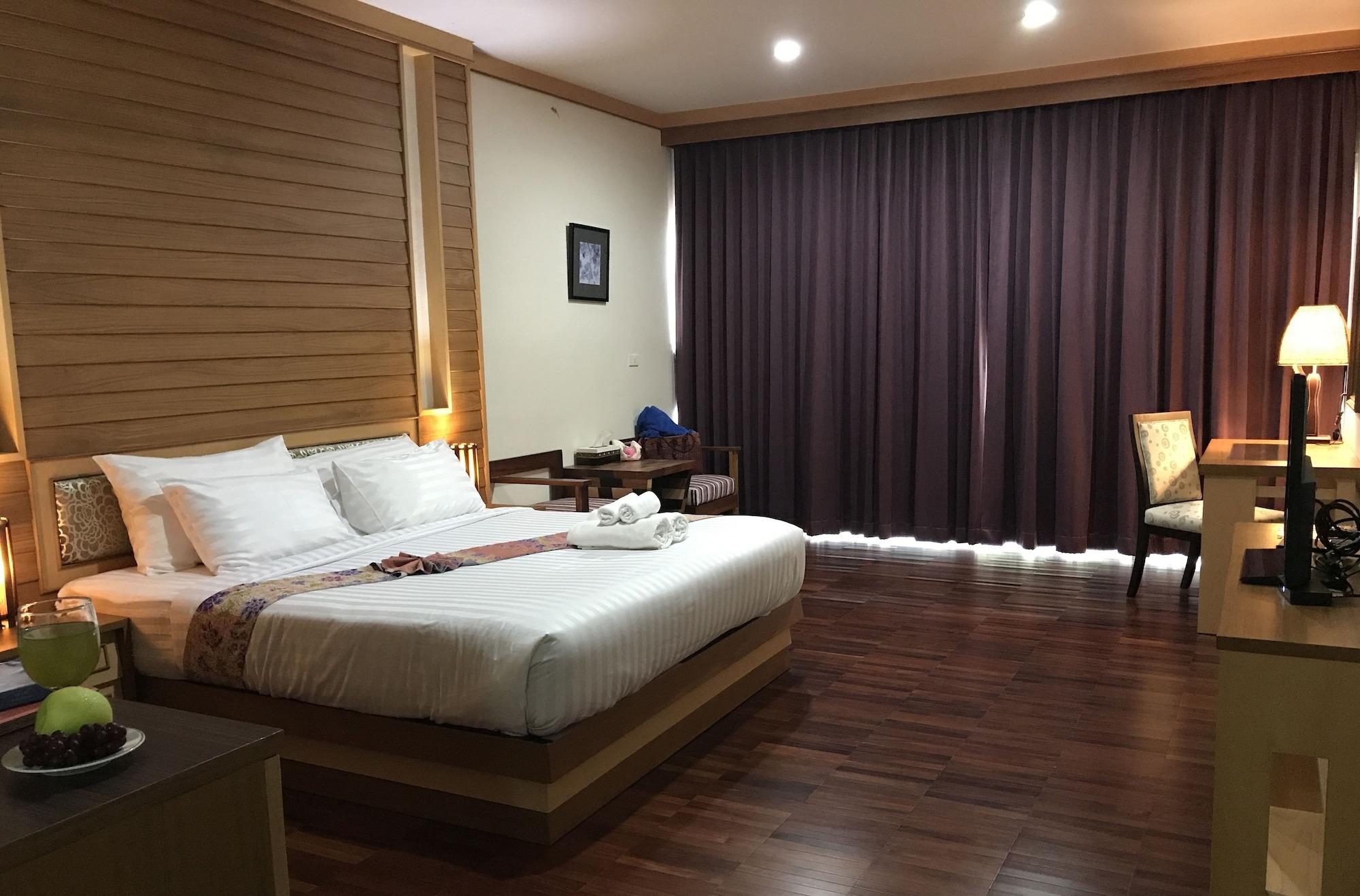 Taman Resort Phitsanulok Exterior foto