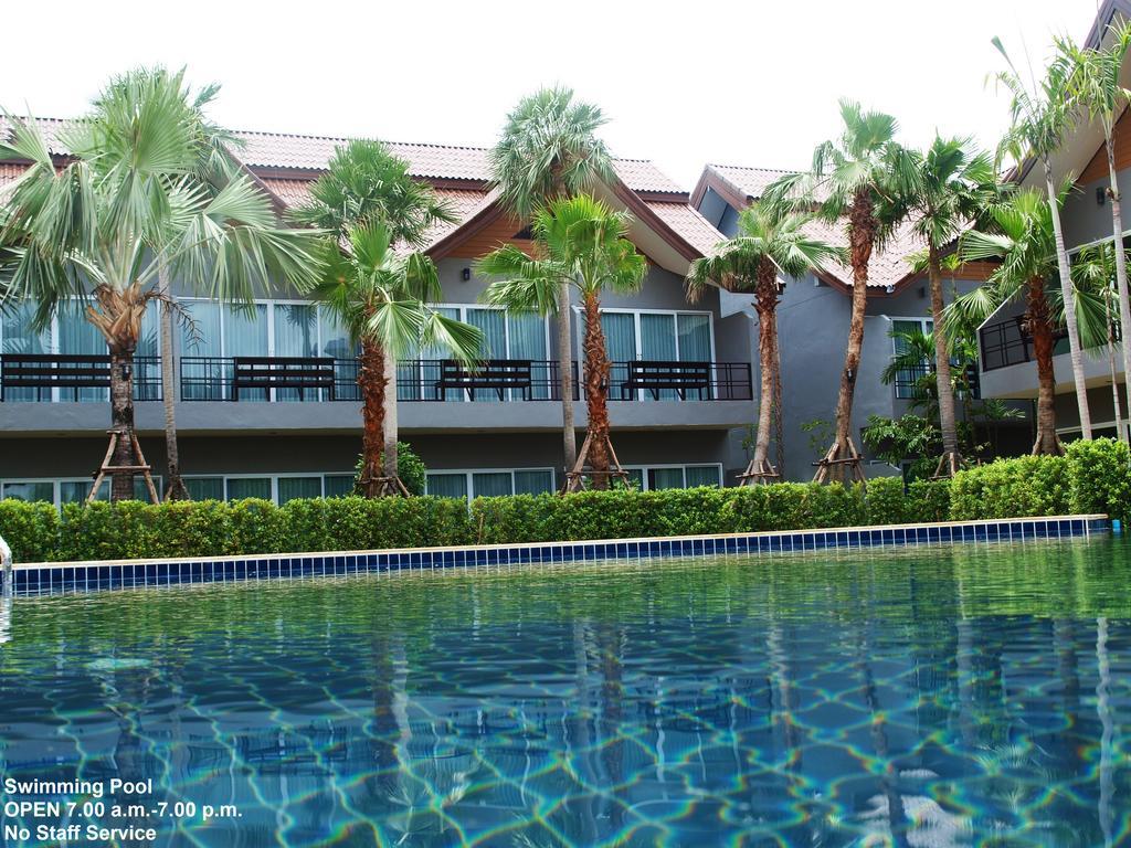 Taman Resort Phitsanulok Exterior foto