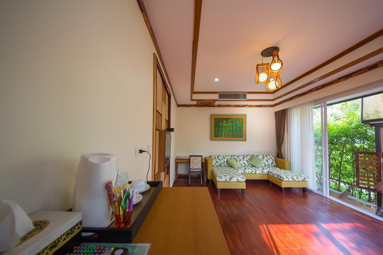 Taman Resort Phitsanulok Exterior foto