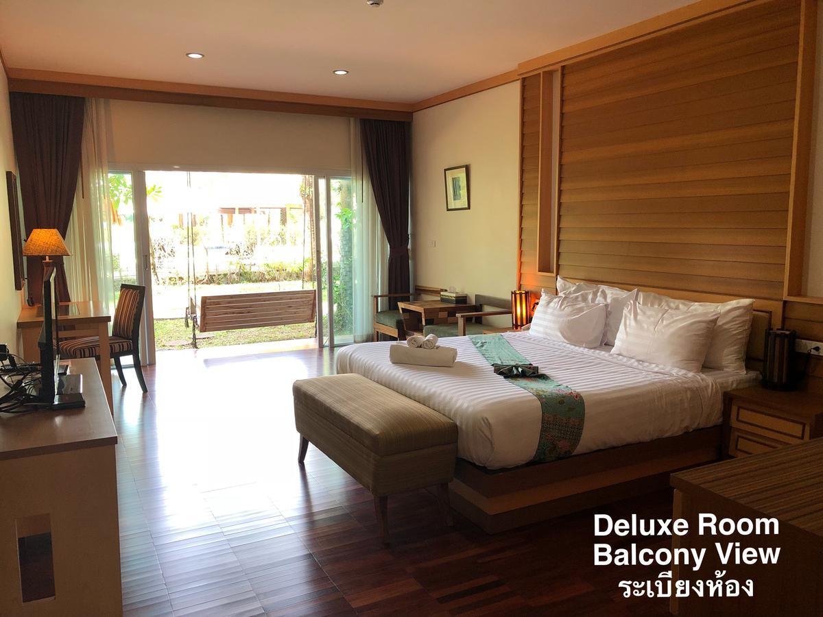 Taman Resort Phitsanulok Exterior foto