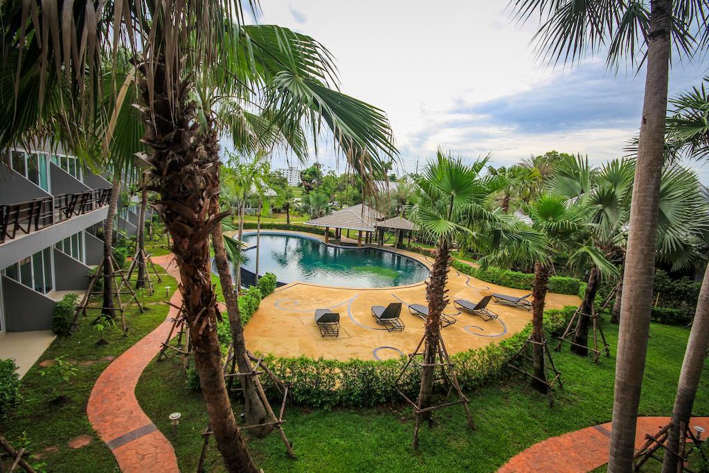 Taman Resort Phitsanulok Exterior foto